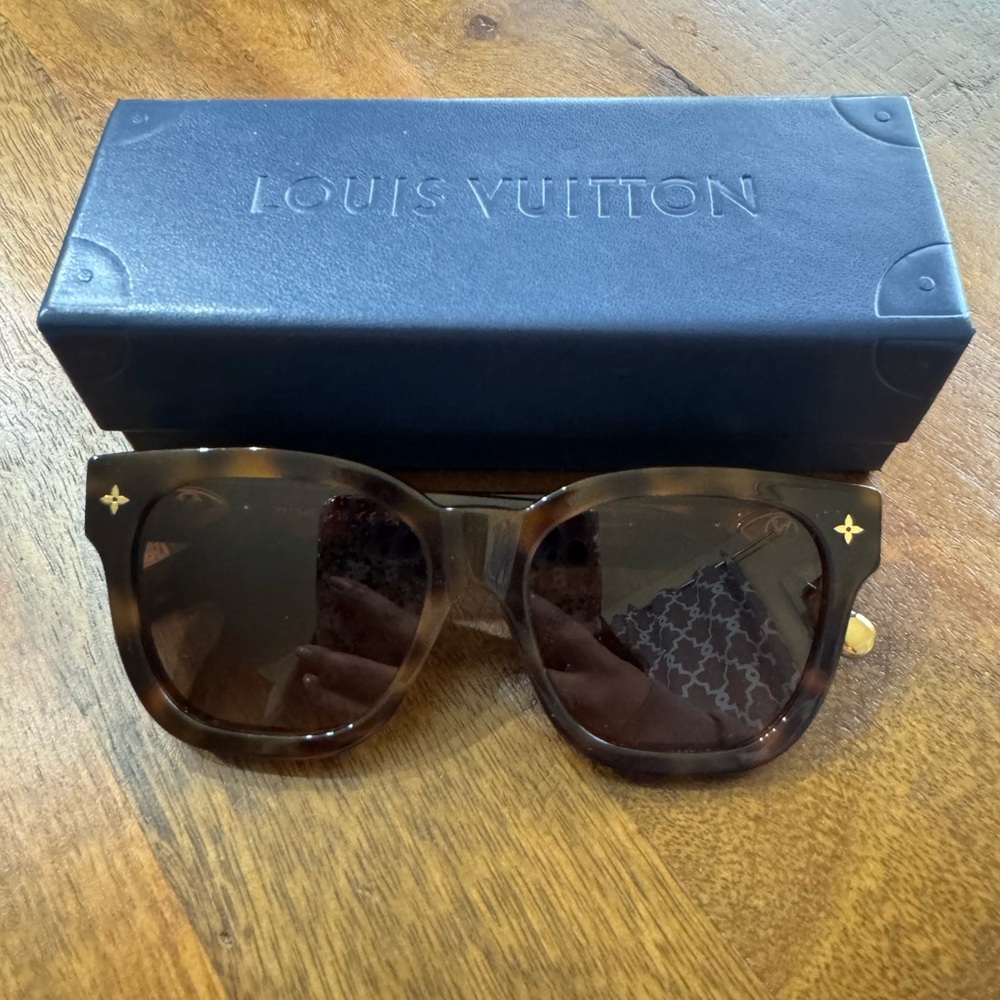 Louis Vuitton Tortoise Shell Sunglasses
